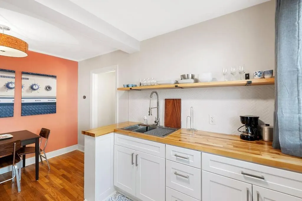 Retro 1Br For 4 With King Bed Near Zoo And Liberty Bowl Lägenhet Memphis
